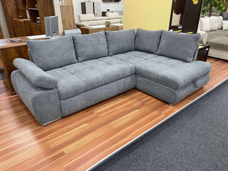 enrico-jobbos-szurke